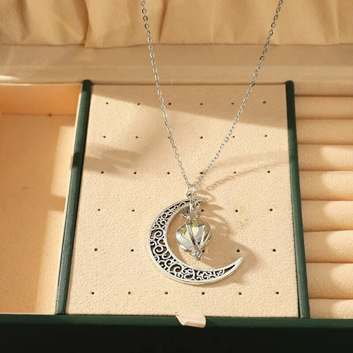 Collier Pendentif en Pierre de Lune - Bijou Élégant et Tendance