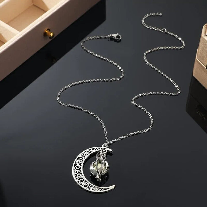 Collier Pendentif en Pierre de Lune - Bijou Élégant et Tendance