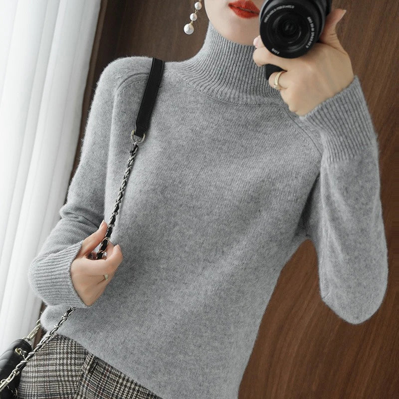 Cécile – Elegant and timeless winter sweater, ideal for refined women