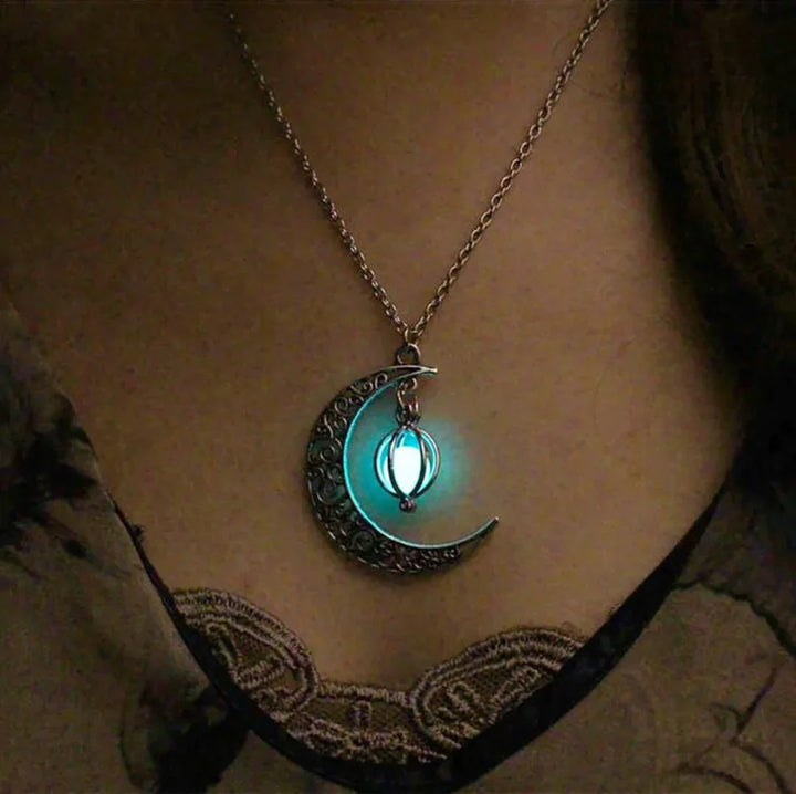 Collier Pendentif en Pierre de Lune - Bijou Élégant et Tendance
