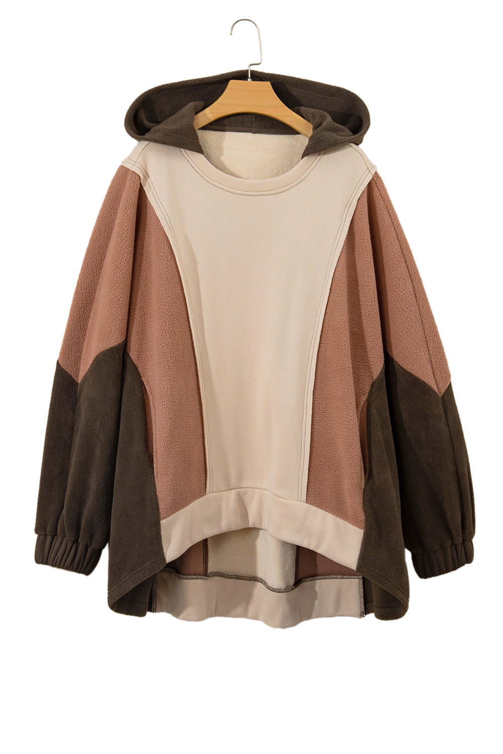 Manon – Hoodie marron oversize avec blocs de couleurs et coutures apparentes