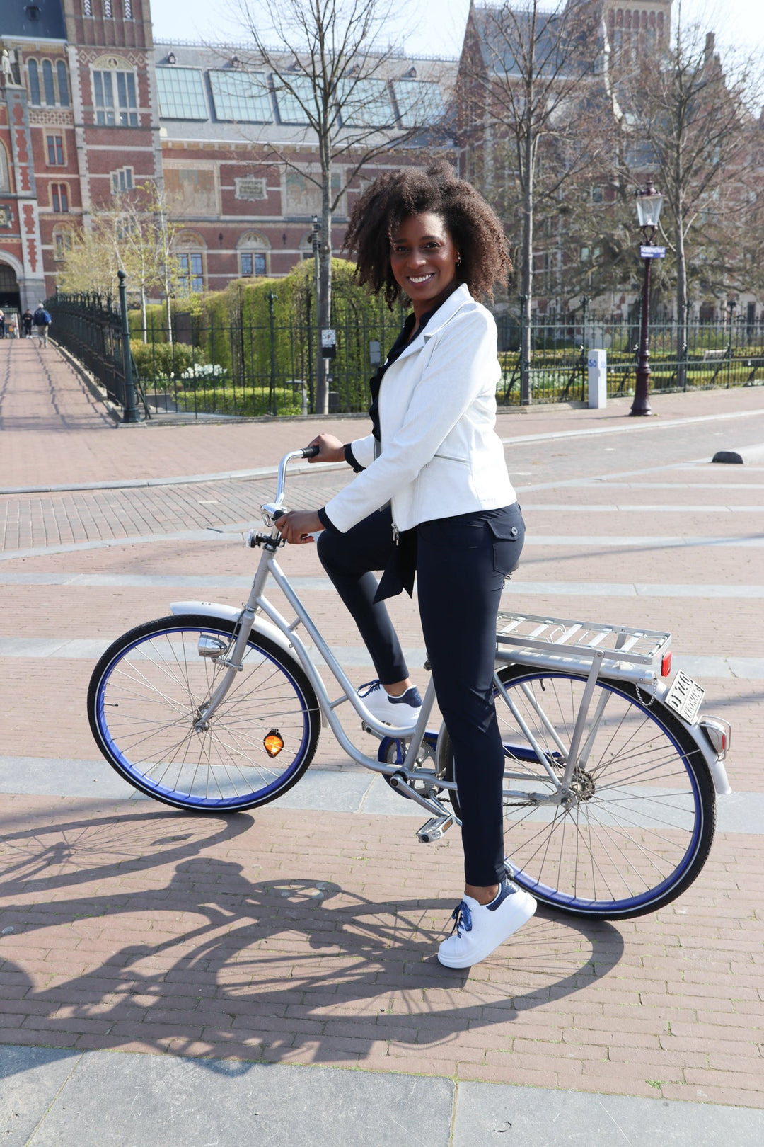 Martine - Veste de biker avec fermeture éclair, audacieuse et élégante pour un look moderne