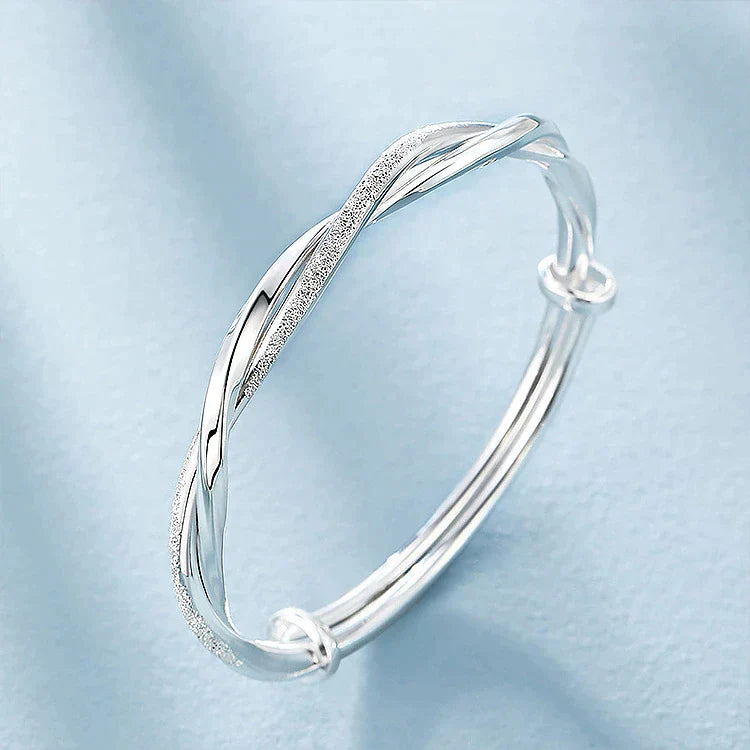 Elegant and captivating silver bracelet - Trendy jewelry for women