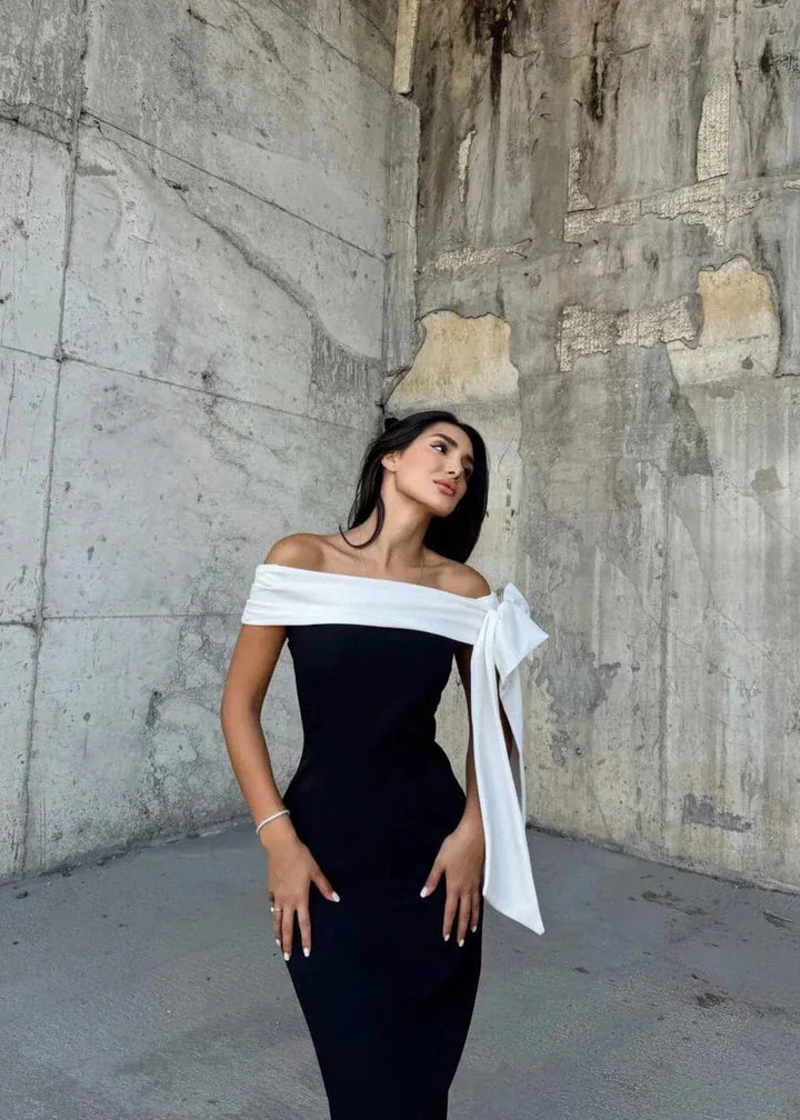 Robe Midi Lyriel One-Shoulder à Nœud Papillon et Fente Latérale