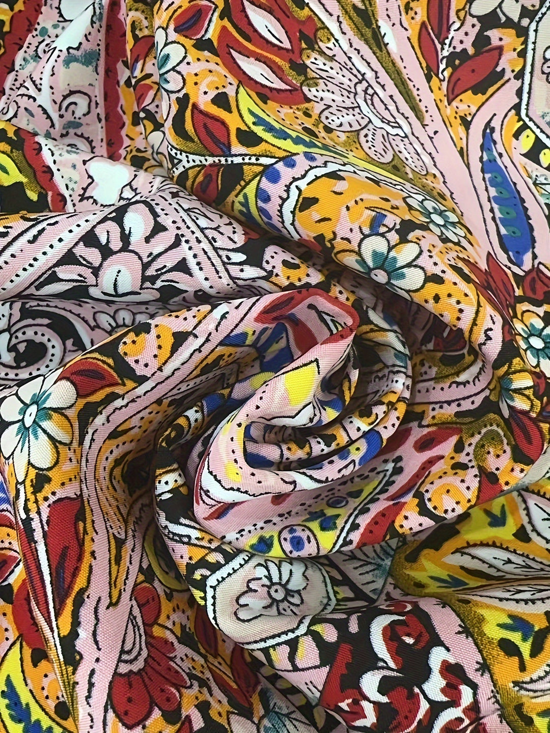 Abito lungo con stampa paisley e schiena incrociata aperta