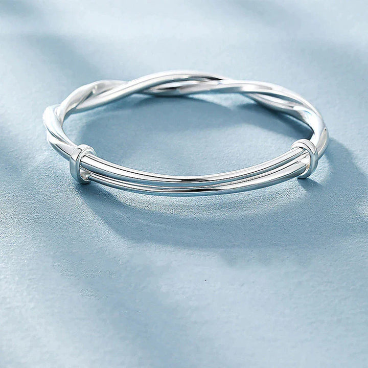 Elegant and captivating silver bracelet - Trendy jewelry for women