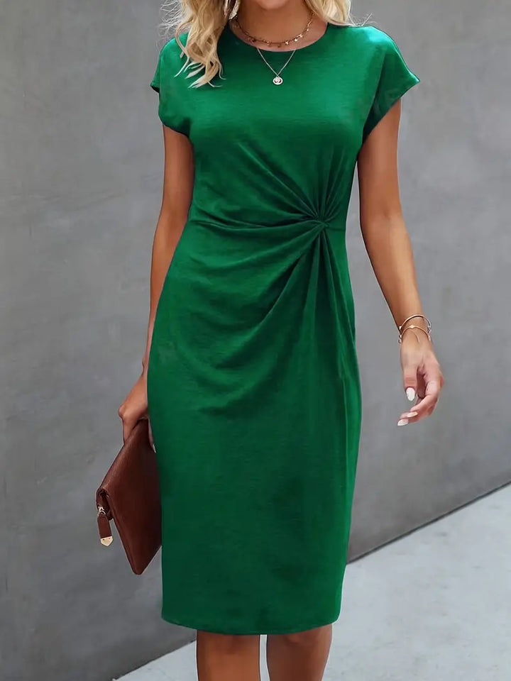 Robe Midi Cintrée Femme – Manches Courtes – Détail Froncé à la Taille – Style Chic et Confortable