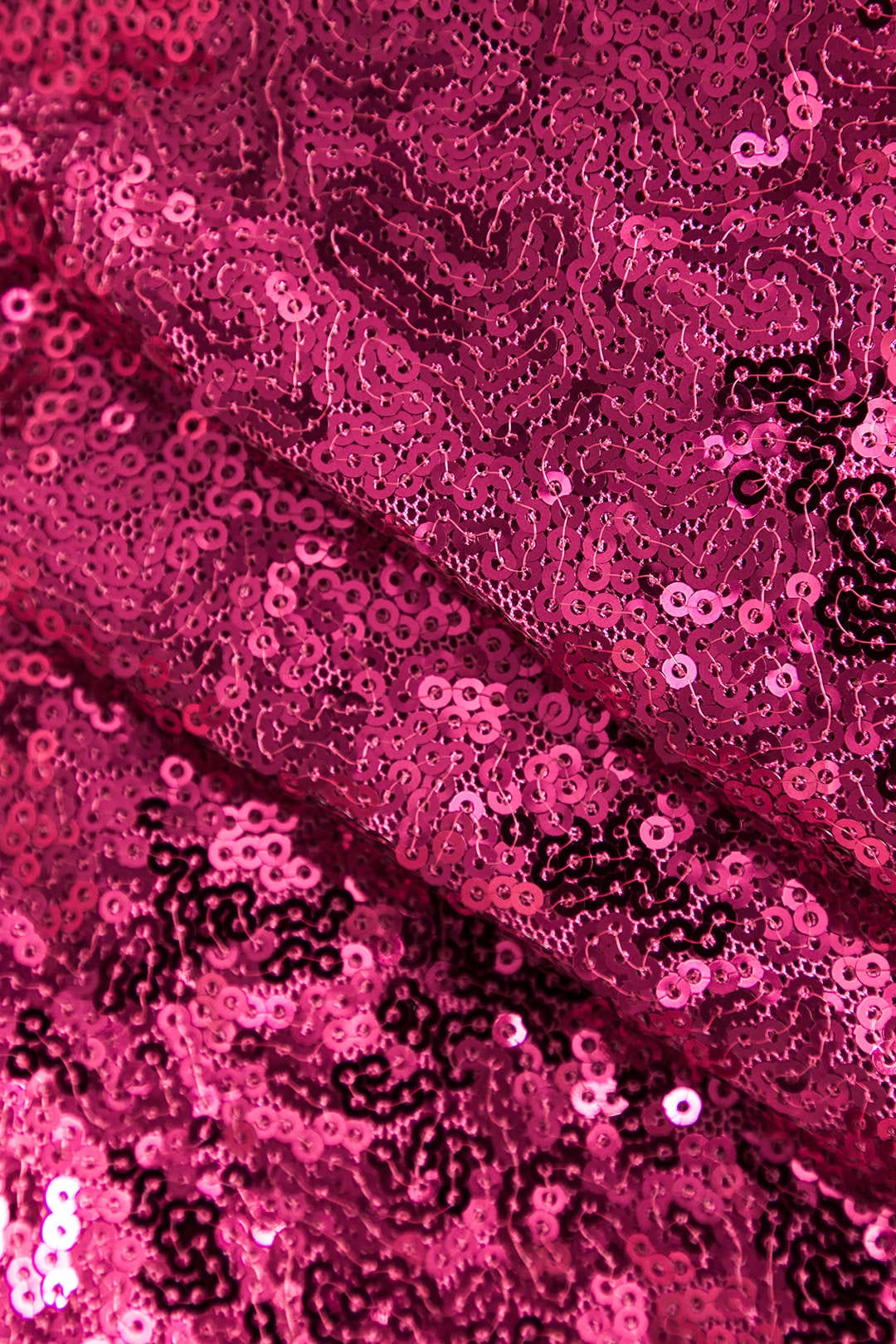 Robe sans manche à paillettes et plumes pour soirée élégante