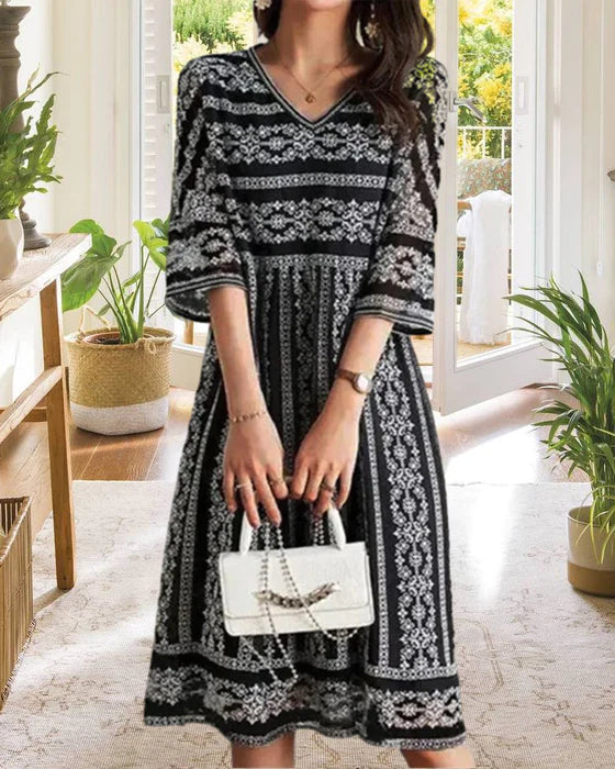 Robe Midi Femme – Manches 3/4 & Motifs Bohèmes – Coupe Fluide Élégante avec Décolleté V