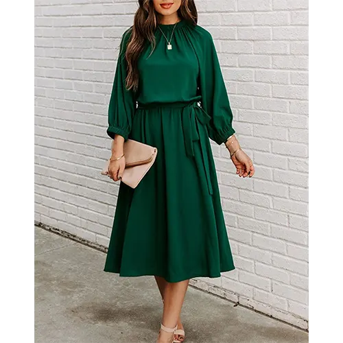 Elegantes und tailliertes Hochzeitsgastkleid für Damen | Midi
