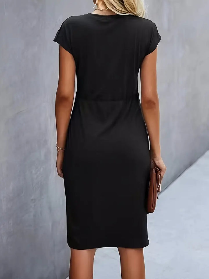 Robe Midi Cintrée Femme – Manches Courtes – Détail Froncé à la Taille – Style Chic et Confortable