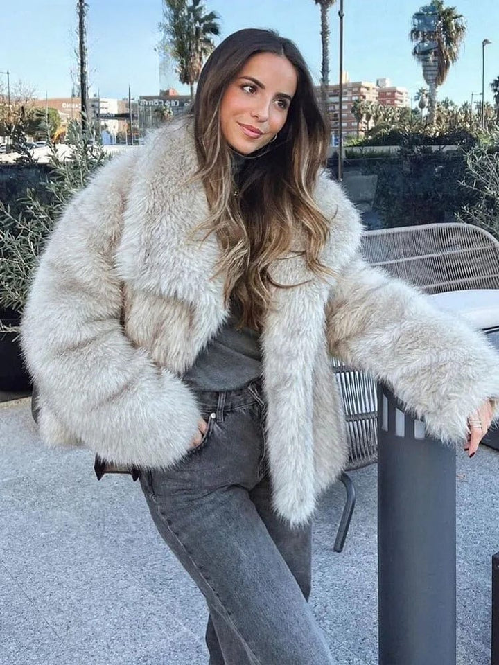 Fleur - Manteau en fourrure sophistiqué