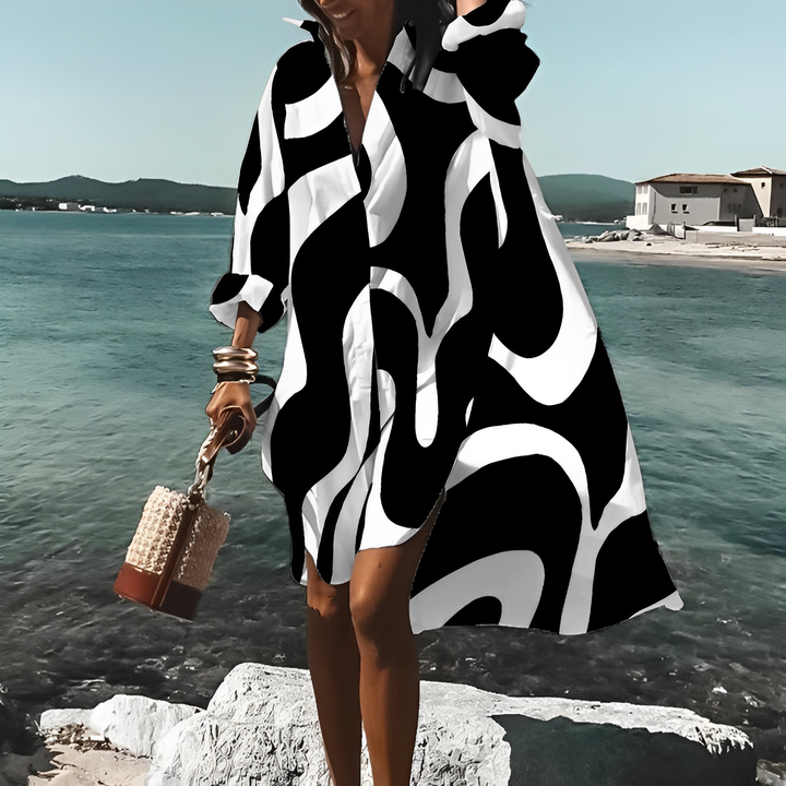 Robe Chemise Oversize Femme – Motif Graphique & Coupe Décontractée – Look Bord de Mer ou Vacances