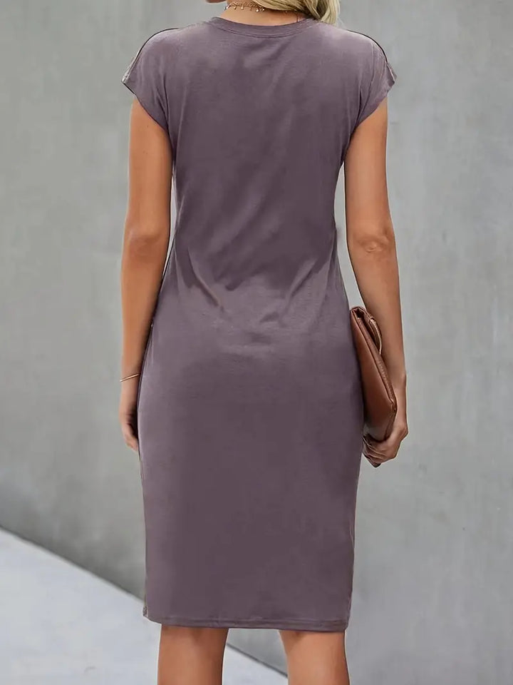 Robe Midi Cintrée Femme – Manches Courtes – Détail Froncé à la Taille – Style Chic et Confortable