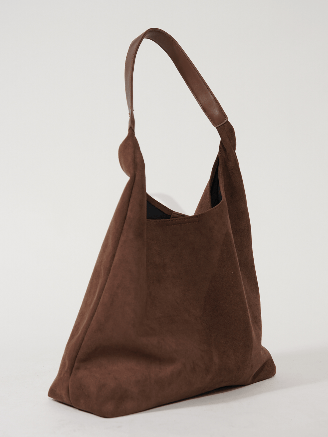 Sac à main en daim pour tous les jours.