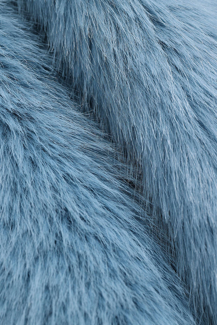 Manteau en fausse fourrure