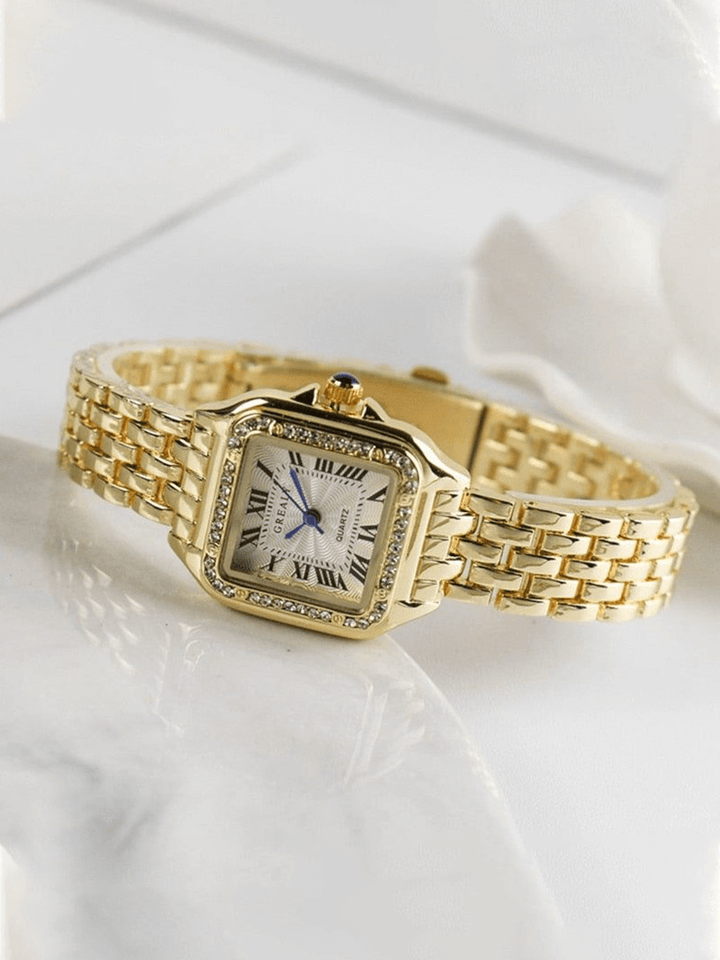 Montre à quartz de forme carrée de luxe.