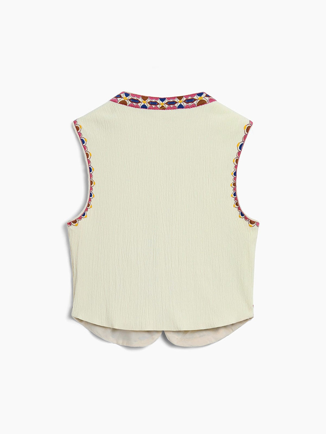 Veste ornée de broderies florales