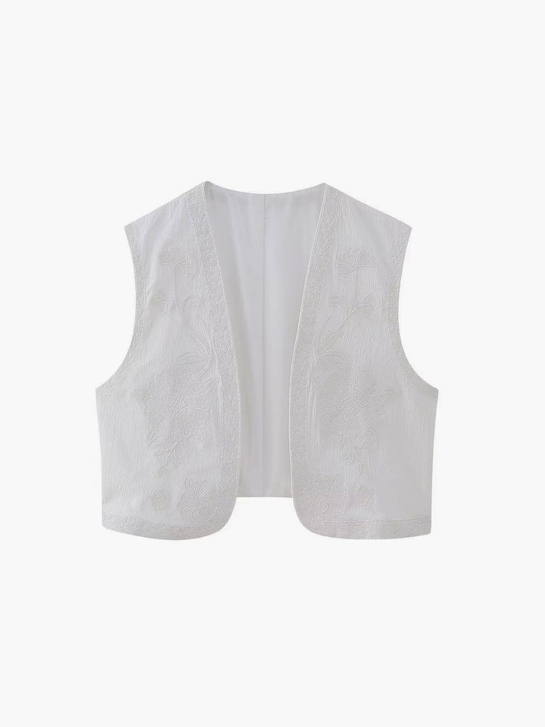 Veste ornée de broderies florales