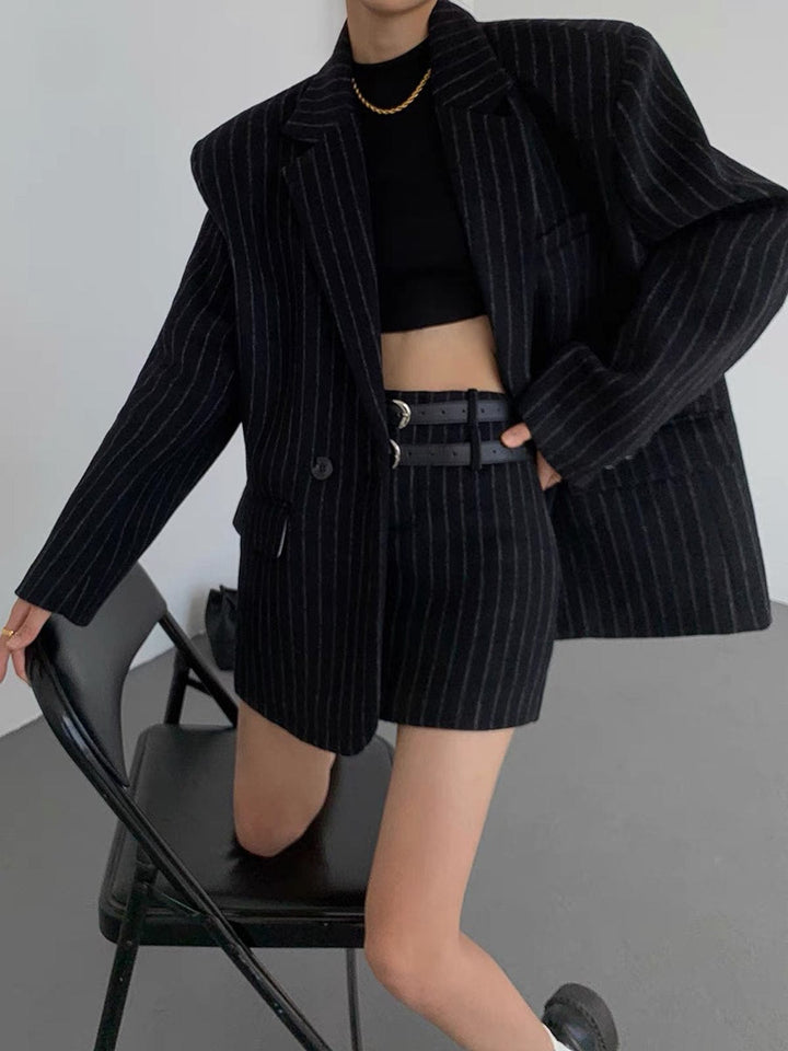 Blazer oversized à fines rayures