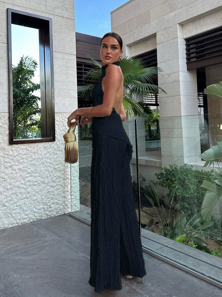 Ensemble avec haut dos-nu et pantalon plissé