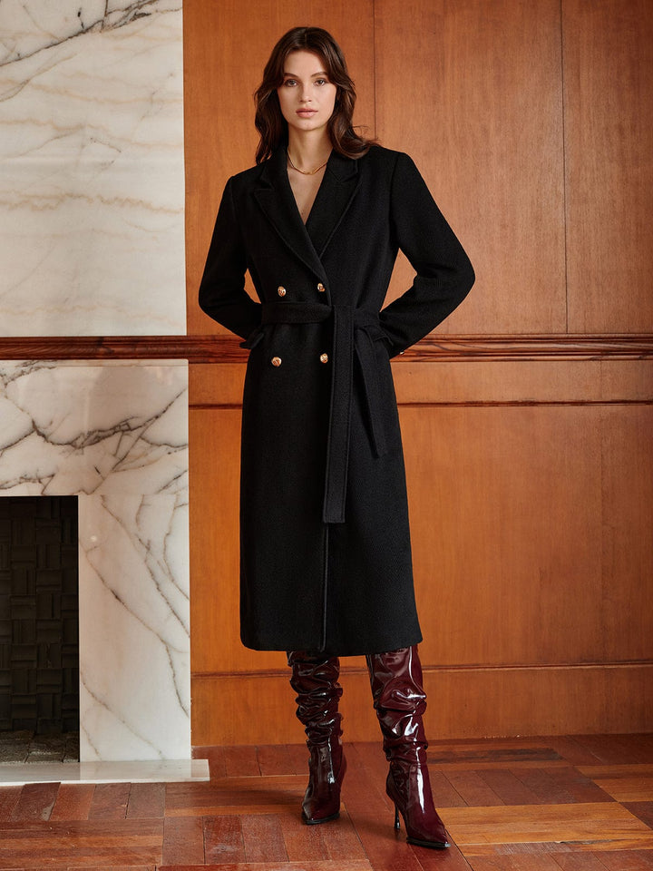 Veste chic avec une ceinture.