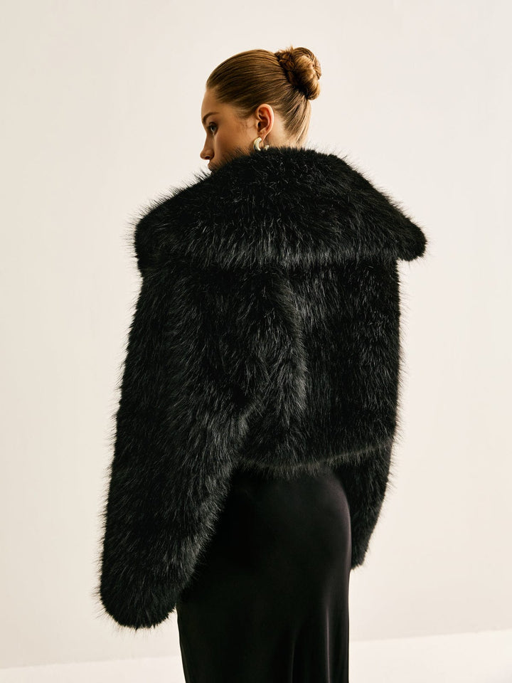 Manteau Court en Fausse Fourrure Élégant – Parfait pour les Fêtes