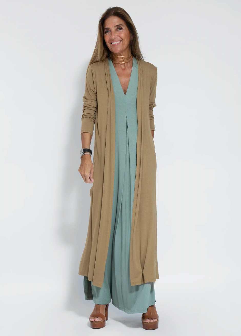 Eva Ensemble Élégance Suprême – Abito Lungo Snellente & Gilet Chic