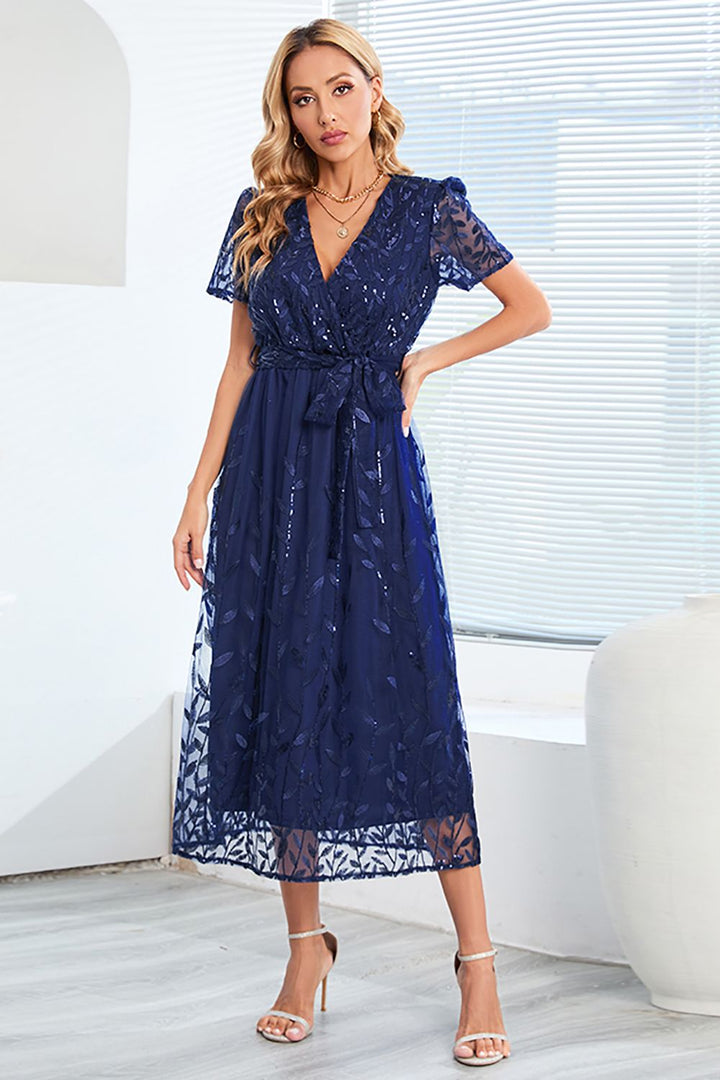 Formelles und raffiniertes Sommerkleid