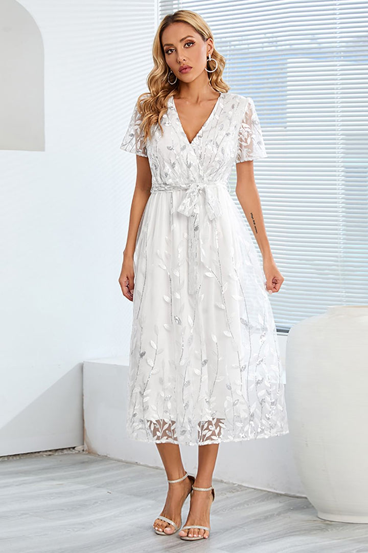 Formelles und raffiniertes Sommerkleid