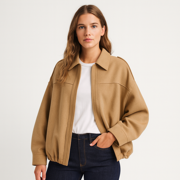 Curie Paris | Veste pour femme d'inspiration militaire en simili-suède