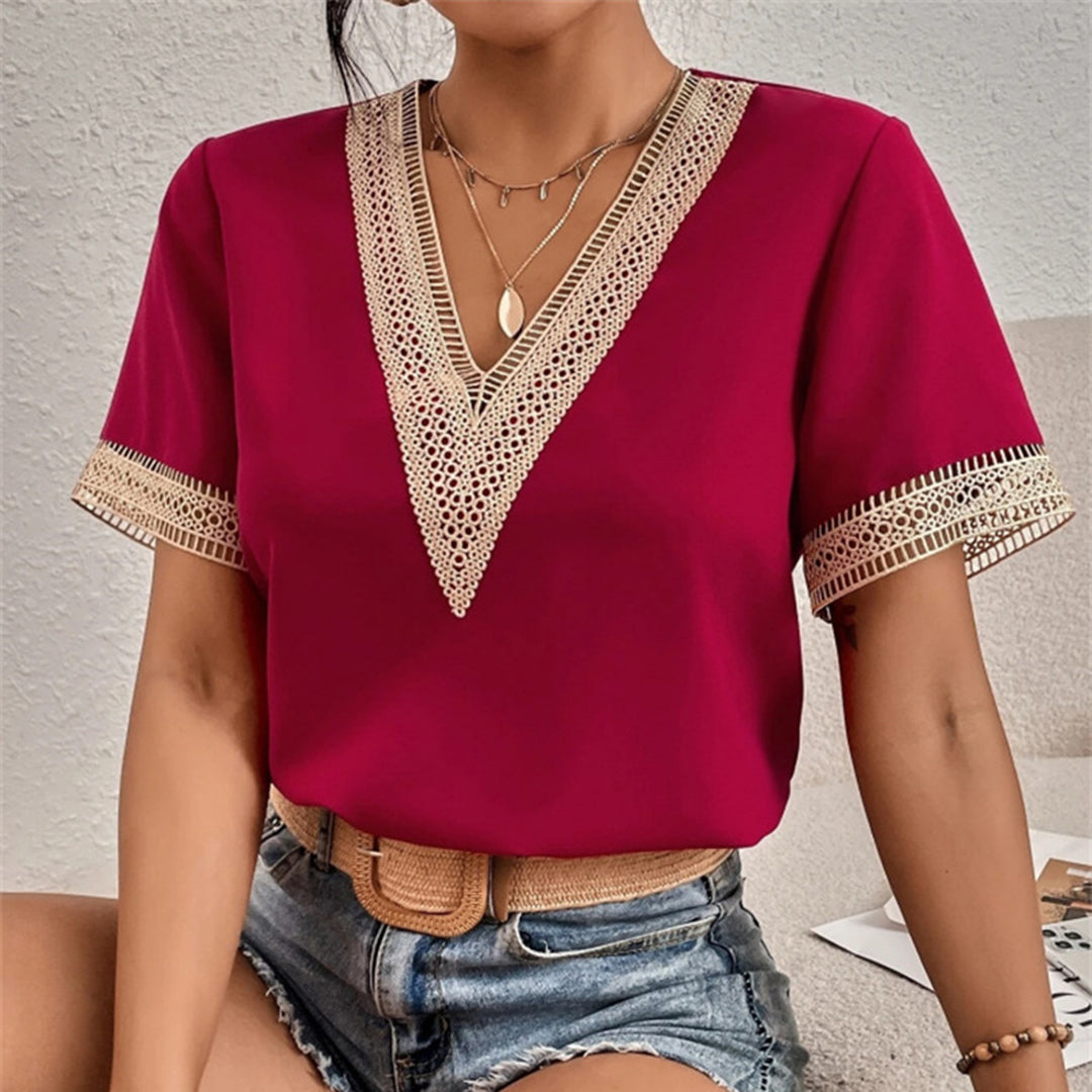 Blouse femme col V en crochet – Chic d'été, manches courtes, style bohème élégant