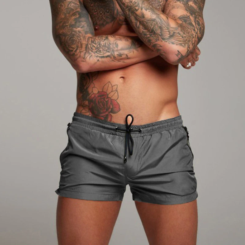 Short de bain homme coupe courte – Minimaliste, ajusté, séchage rapide pour plage et piscine