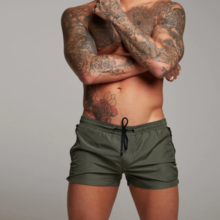 Short de bain homme coupe courte – Minimaliste, ajusté, séchage rapide pour plage et piscine