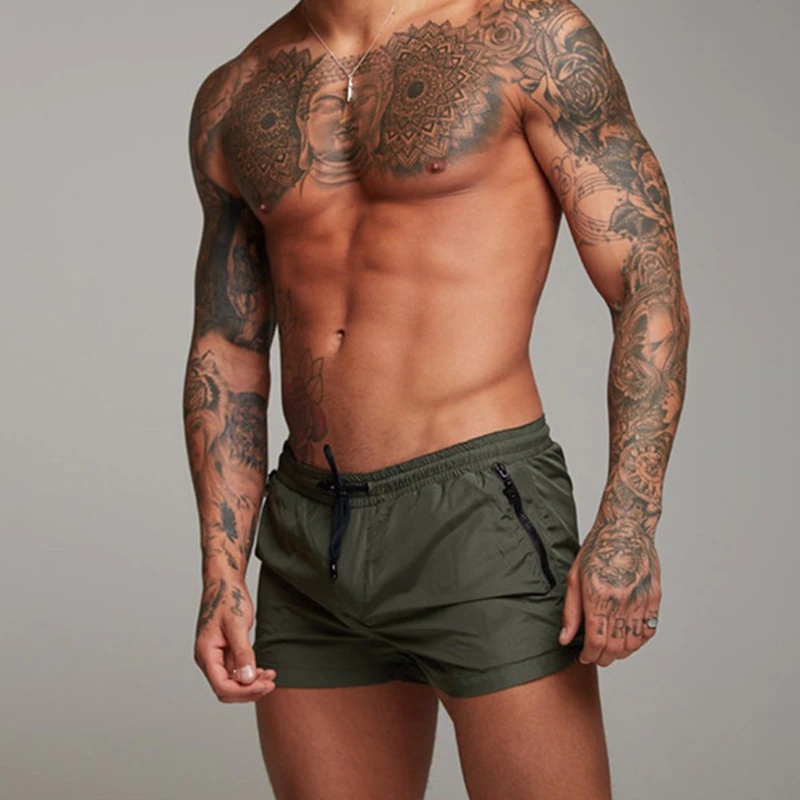 Short de bain homme coupe courte – Minimaliste, ajusté, séchage rapide pour plage et piscine