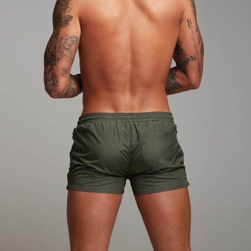Short de bain homme coupe courte – Minimaliste, ajusté, séchage rapide pour plage et piscine