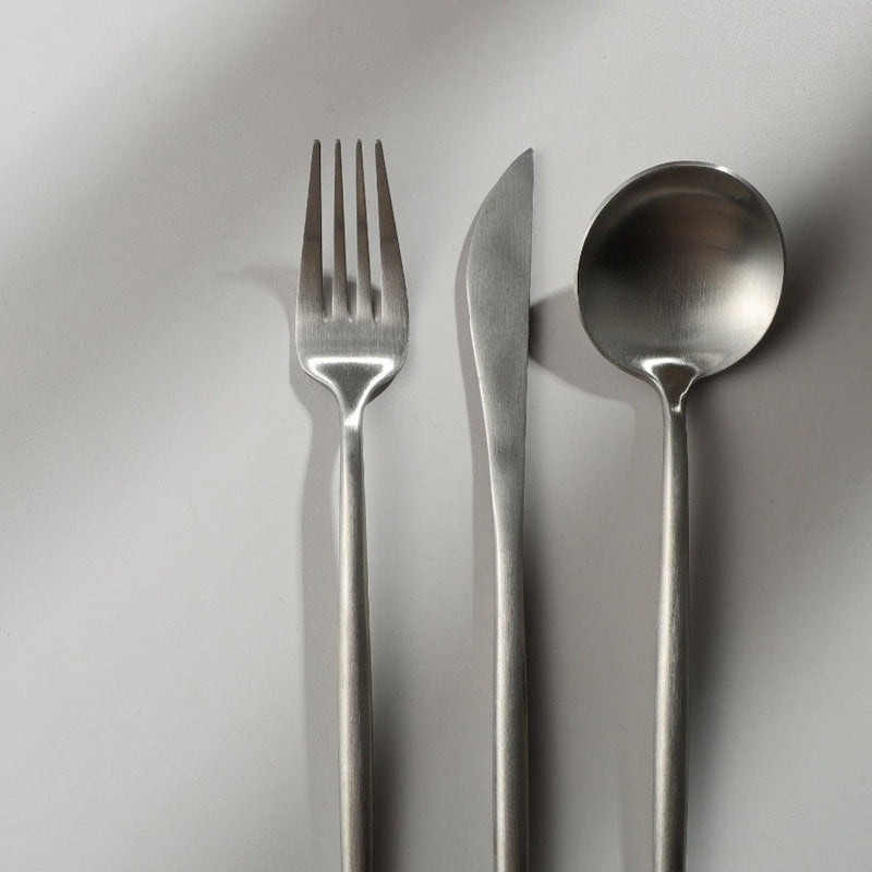 Minimalist cutlery - Pure elegance | Tableware house