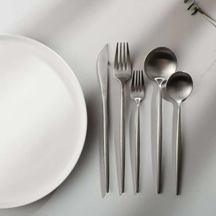 Minimalist cutlery - Pure elegance | Tableware house