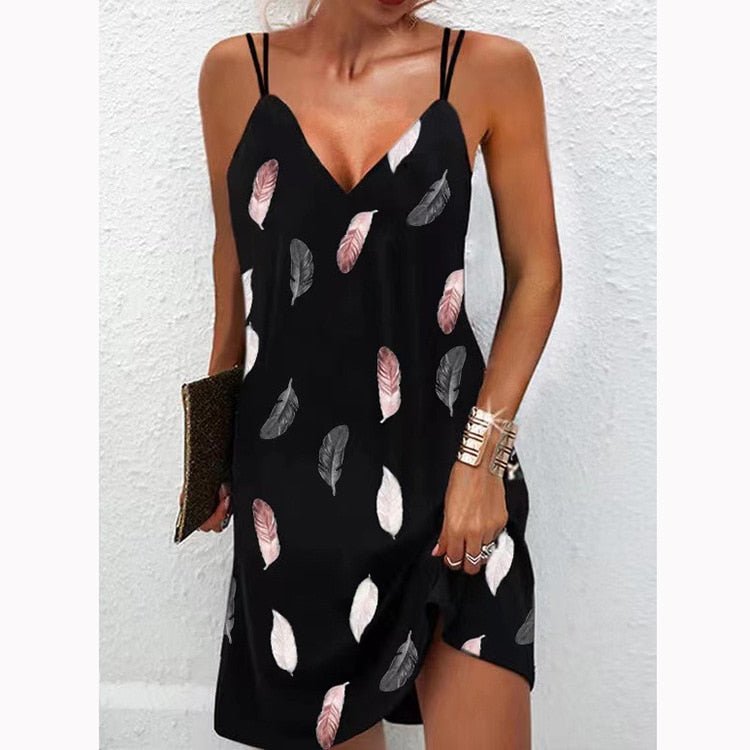 Robe Courte à Bretelles Imprimé Plumes – Look Léger et Bohème pour Été et Vacances