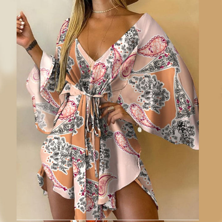 Combishort Femme Bohème – Imprimé Tropical, Manches Chauve-Souris, Décolleté Plongeant