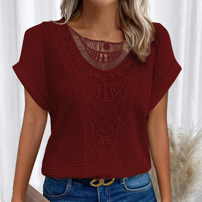 Top Femme Bohème en Crochet – Col Détail Dentelle & Manches Courtes