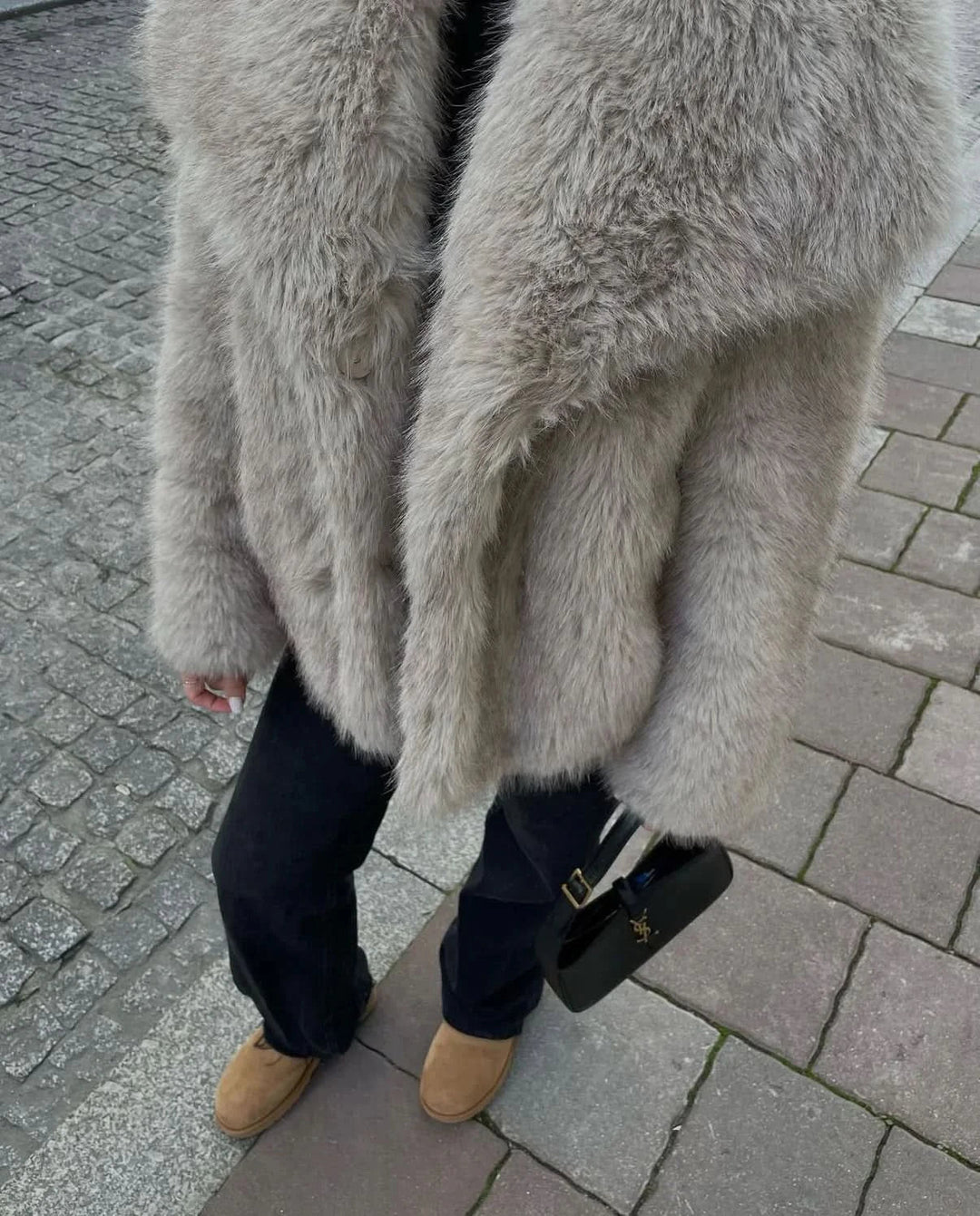 Manteau élégant et confortable en fourrure de peluche pour femme