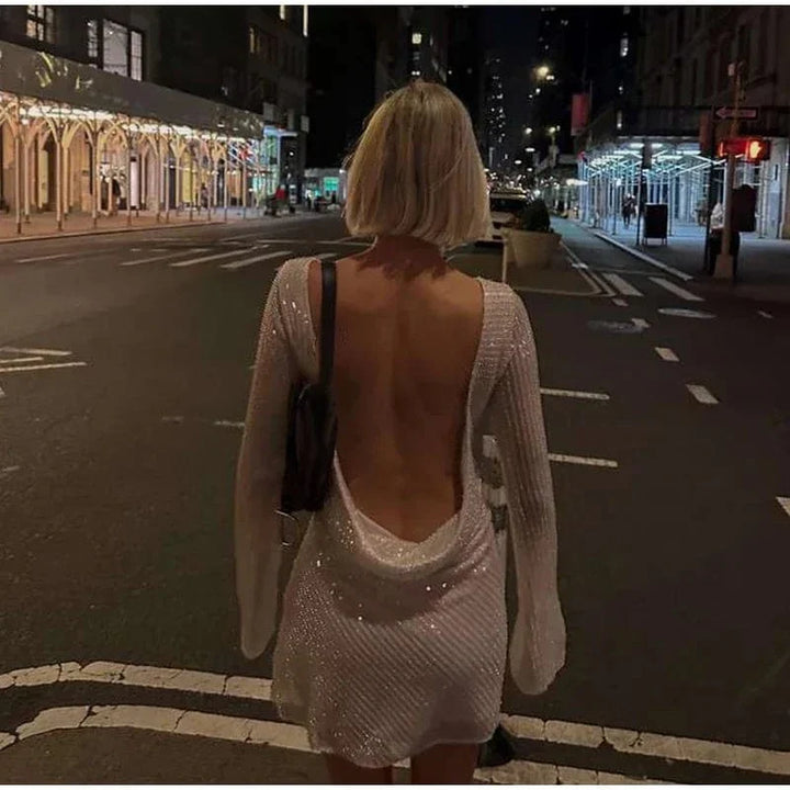 Robe à manches longues sans dos