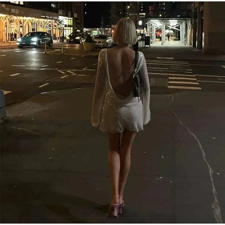 Robe à manches longues sans dos