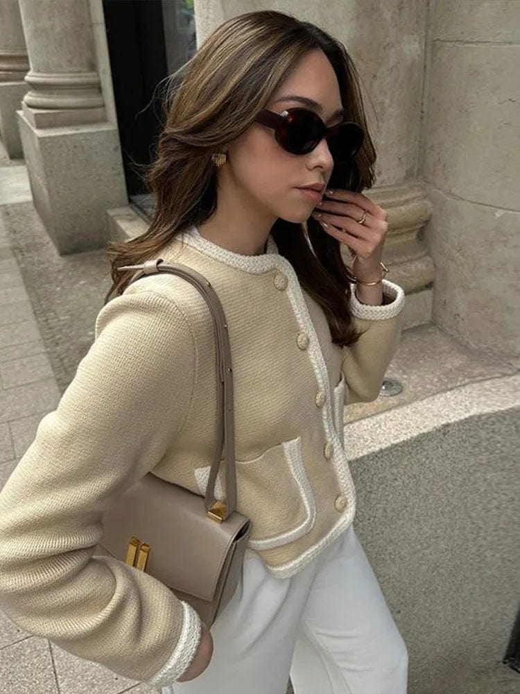 Cardigan en Tweed Contrasté Xavira : Élégance et Modernité au Quotidien