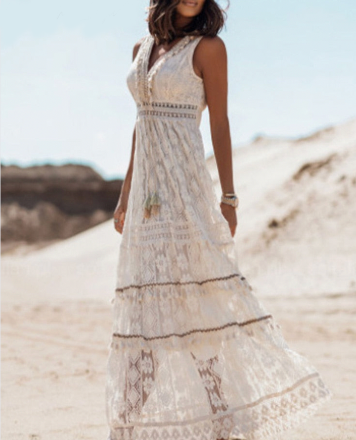 Abito Agatha – Eleganza Bohemien con Tessuti Naturali e Dettagli Delicati