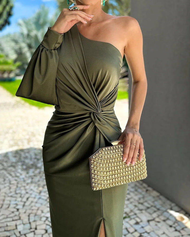 Elegantes Abendkleid – Schickes Design mit Einem Träger und Vorderer Schlitz
