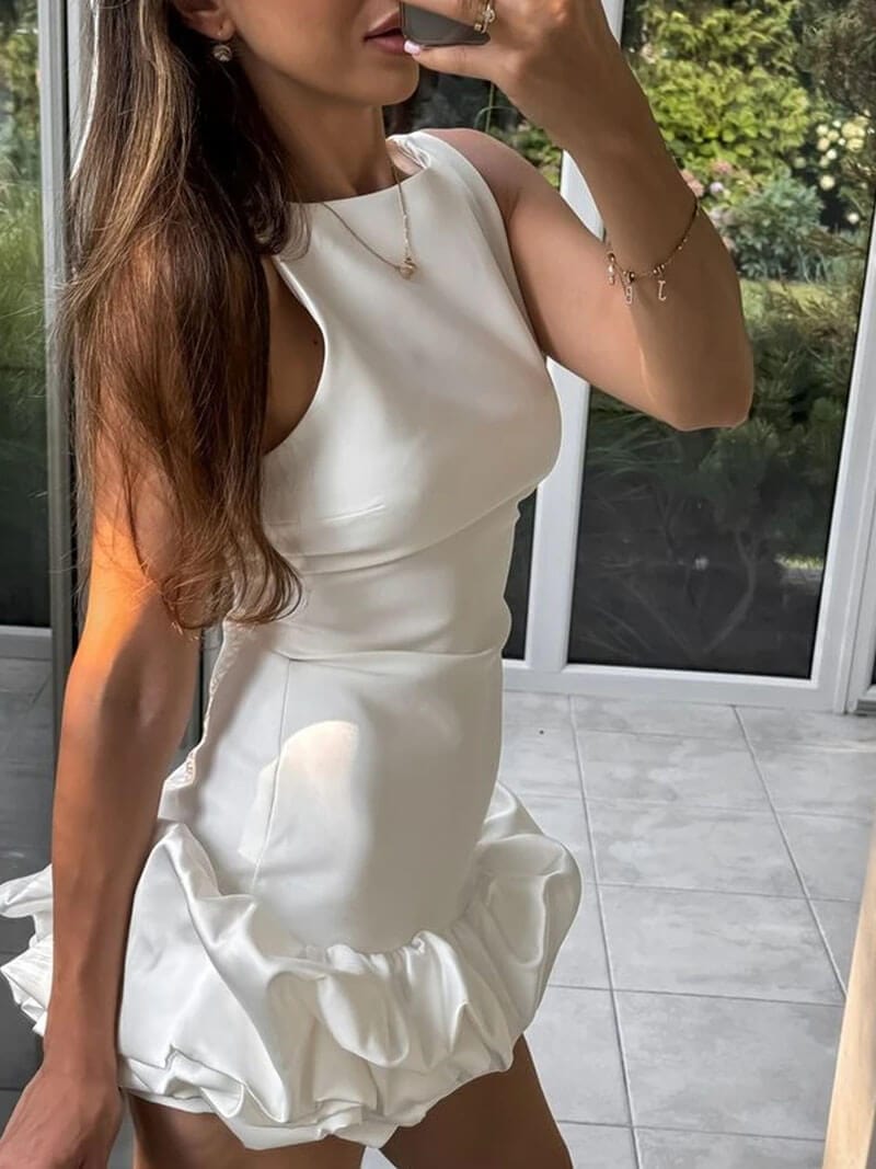 Mini-robe sans manches Lyvina Elegant – Chic et Intemporelle