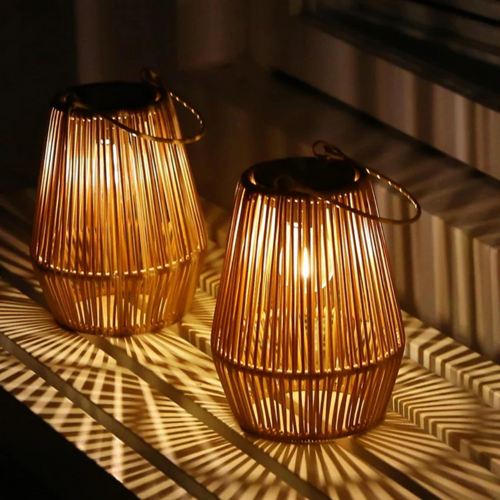 Lampa solarna ogrodowa wodoodporna i ręcznie wykonana - SunWeave