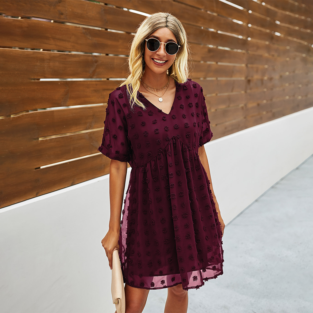 Robe Courte Femme Chic – Tissu Transparent à Motifs Texturés et Manches Mi-longues